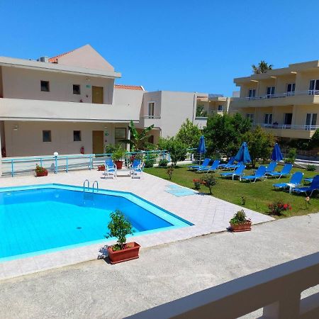 Litinas Apartments Agia Marina Dış mekan fotoğraf