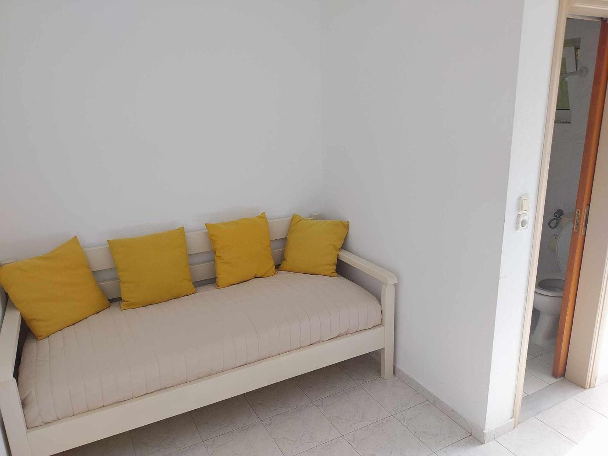 Litinas Apartments With Pool Agia Marina Dış mekan fotoğraf